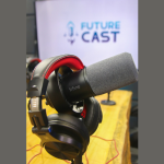 Future Cast TV explora como os podcasts estão reinventando o jornalismo com profundidade, liberdade e novas formas de conexão com o público.