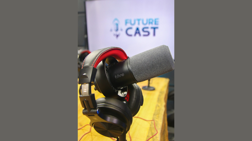 Future Cast TV explora como os podcasts estão reinventando o jornalismo com profundidade, liberdade e novas formas de conexão com o público.
