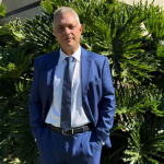 Leonardo Manzan discute os principais desafios tributários e regulatórios dos projetos híbridos de geração e armazenamento de energia.