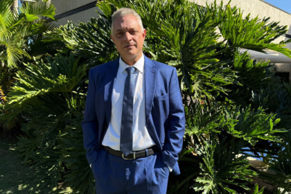 Leonardo Manzan discute os principais desafios tributários e regulatórios dos projetos híbridos de geração e armazenamento de energia.