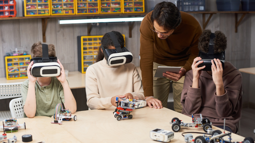 Em desafios de robótica, Sérgio Bento De Araújo mostra como estratégias simples podem transformar cada movimento em pontos decisivos.